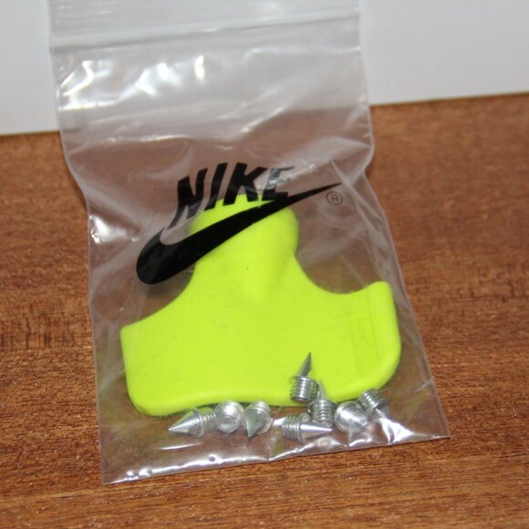 Nike ZoomX Dragonfly 2 Track Spikes Mens 7.5 Womens 9 White Spruce - Picture 9 of 9